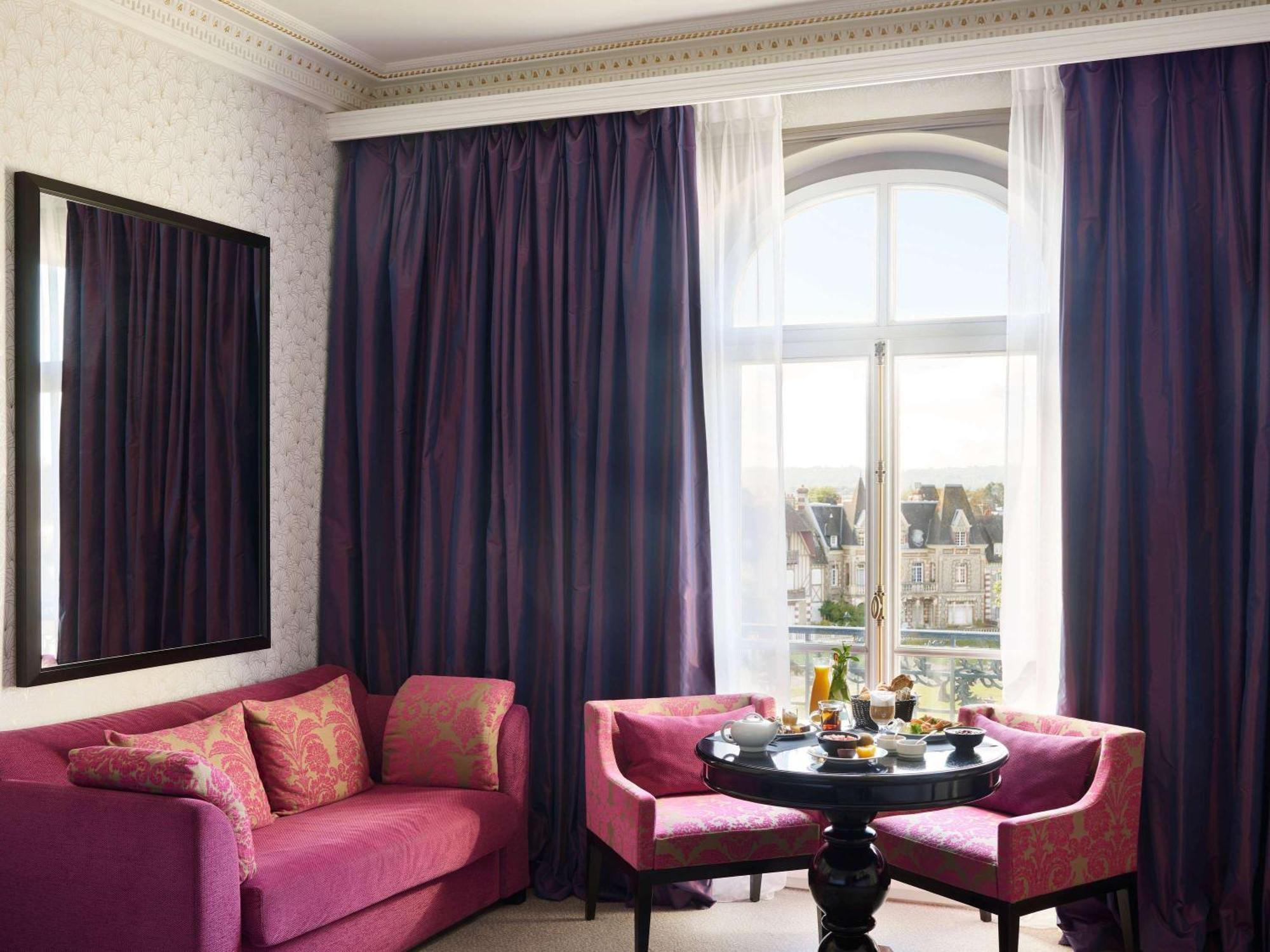 Le Grand Hotel De Cabourg - Mgallery Collection Екстериор снимка