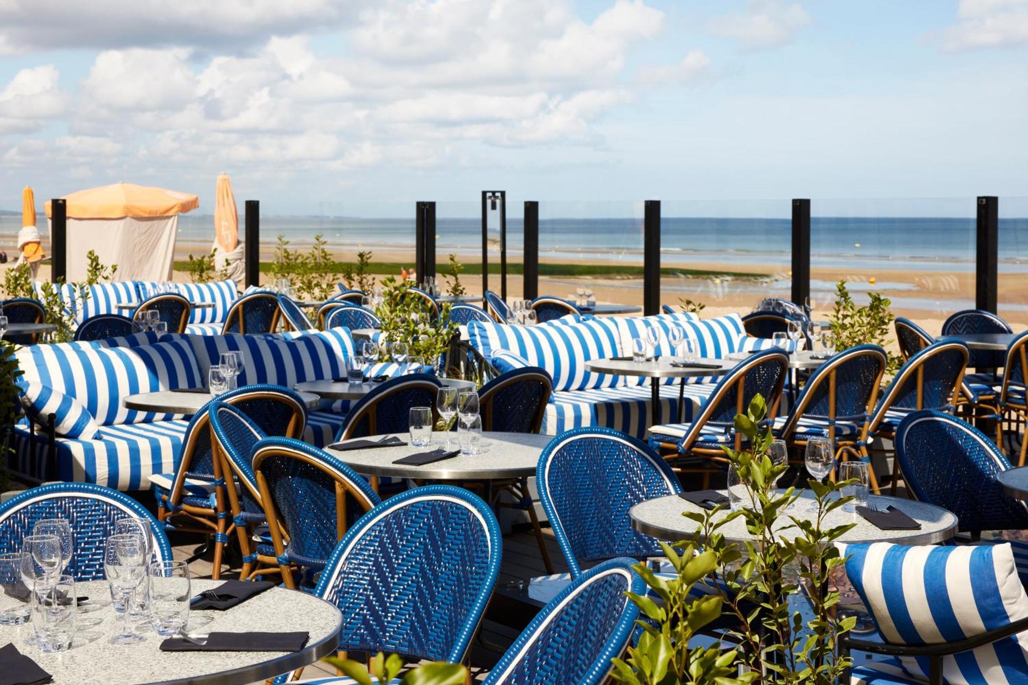 Le Grand Hotel De Cabourg - Mgallery Collection Екстериор снимка