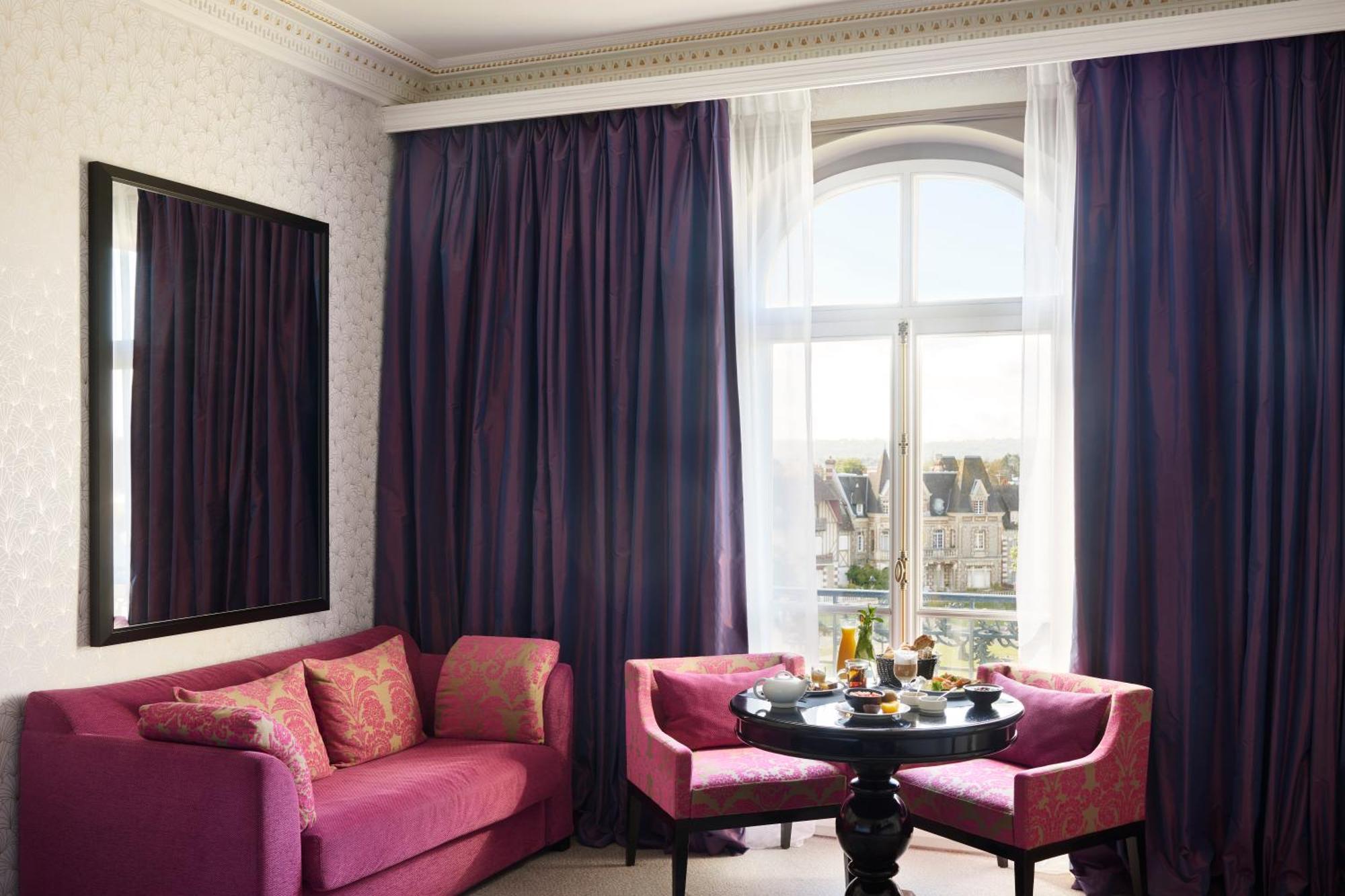 Le Grand Hotel De Cabourg - Mgallery Collection Екстериор снимка